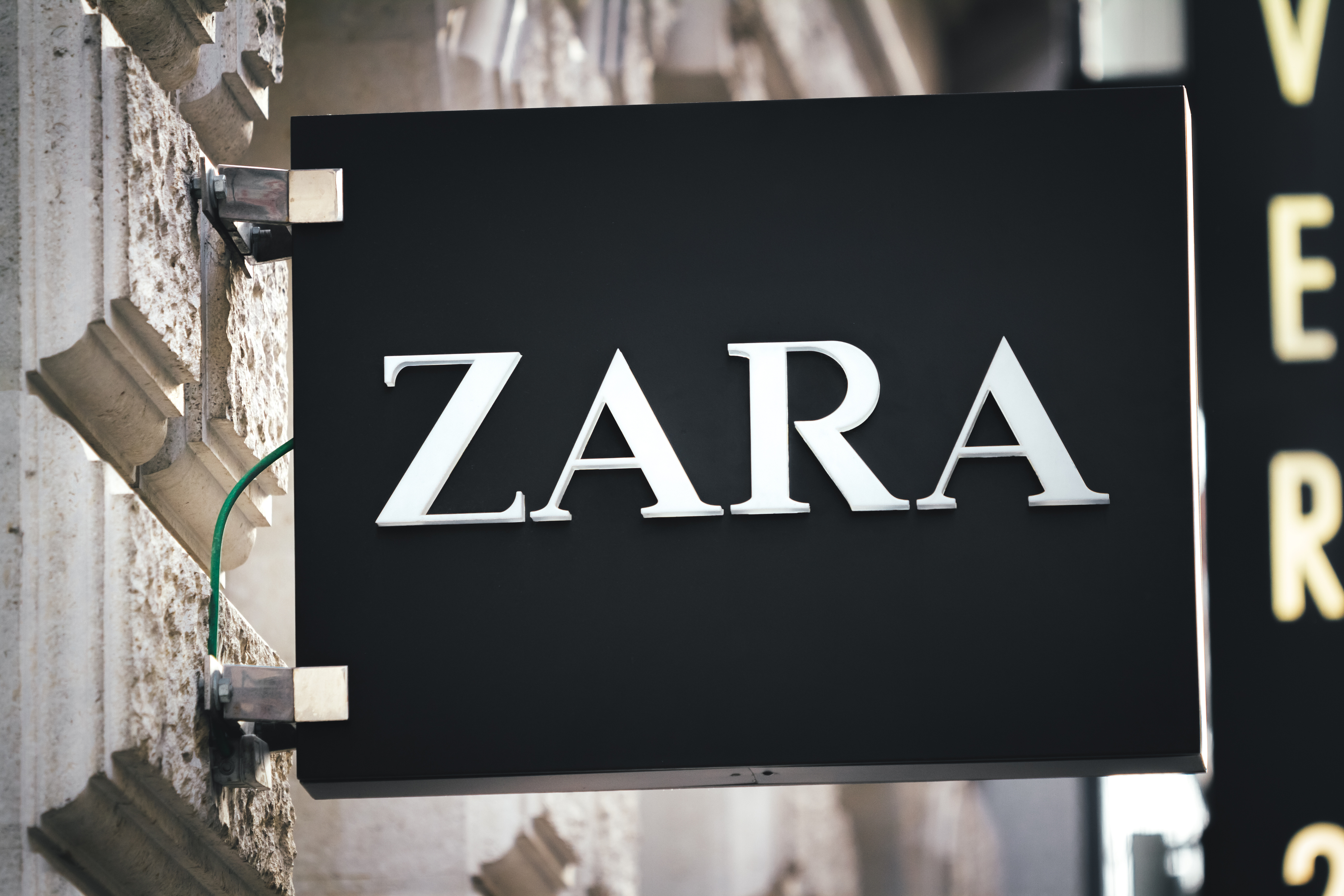 Zara Sign In Vienna