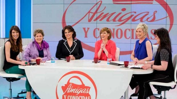 Amigas y conocidas fue la tertulia protagonizada solo por mujeres que emitió La 1 hasta el año 2018