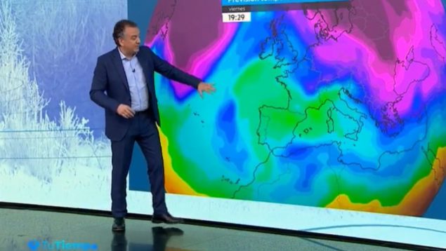 Roberto Brasero ha alertado de las temperaturas máximas a las que llegará España este fin de semana, será mucho más que un veranillo