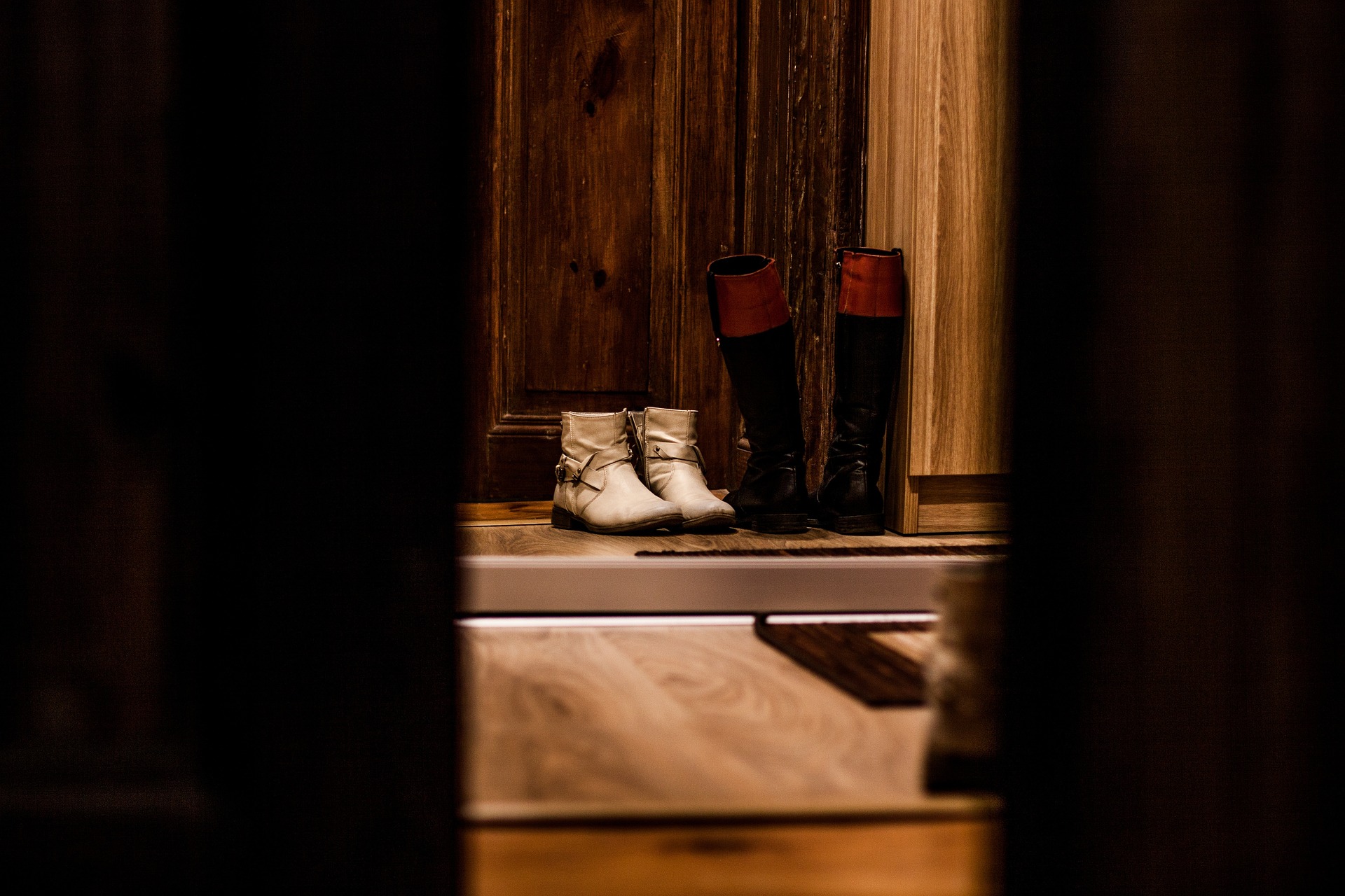 Por tu salud: por qué debes quitarte los zapatos al entrar en casa