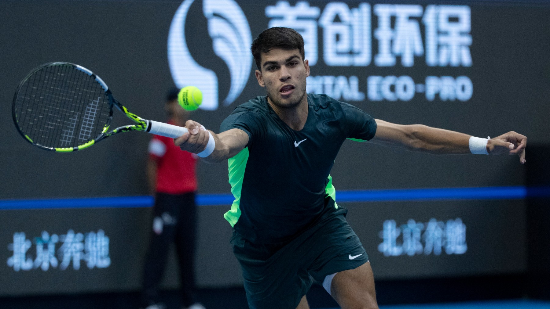 Carlos Alcaraz, en el torneo anterior al Masters 1000 de Shanghai. (EFE)