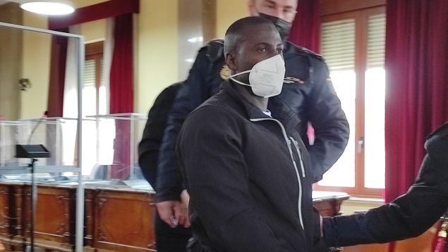 Condenado un inmigrante senegalés a 20 años de cárcel por asfixiar a su mujer en Jaén mientras dormía