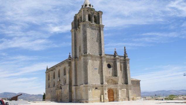 Un niño en la UCI tras caer siete metros desde el coro de una iglesia en Jaén
