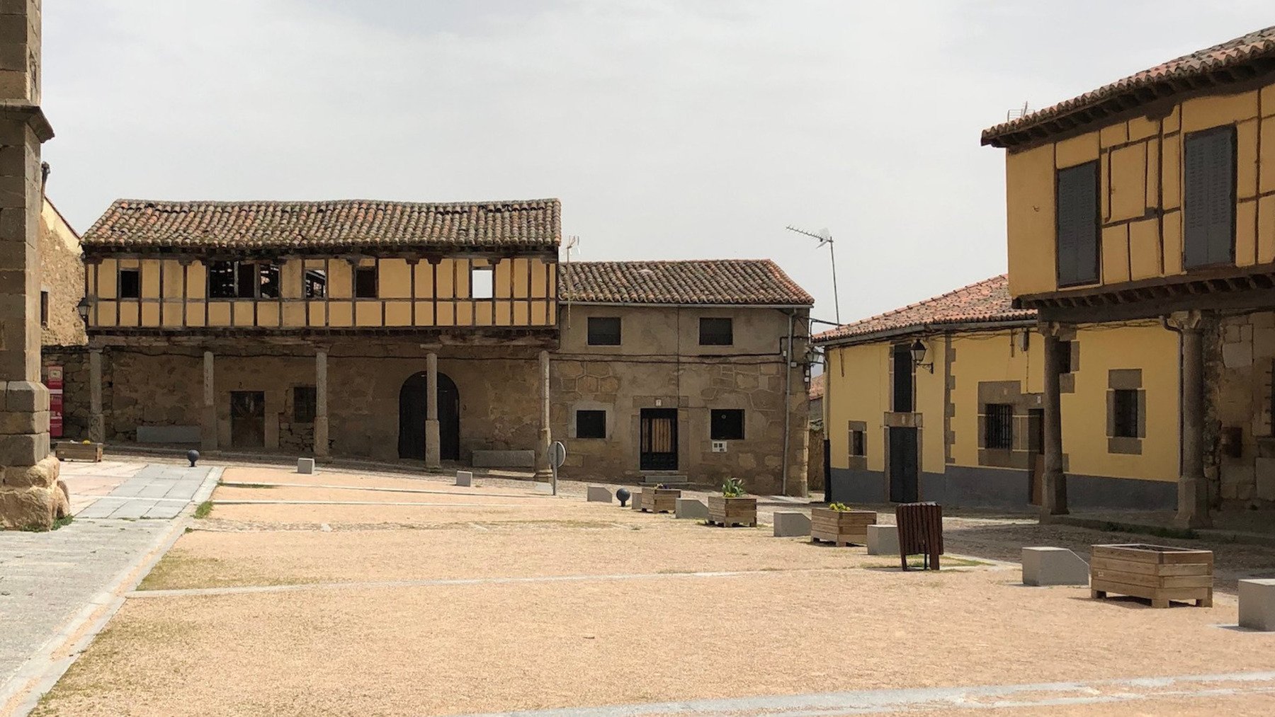 Es el pueblo con el castillo más bonito de España: la villa medieval de ensueño para un fin de semana