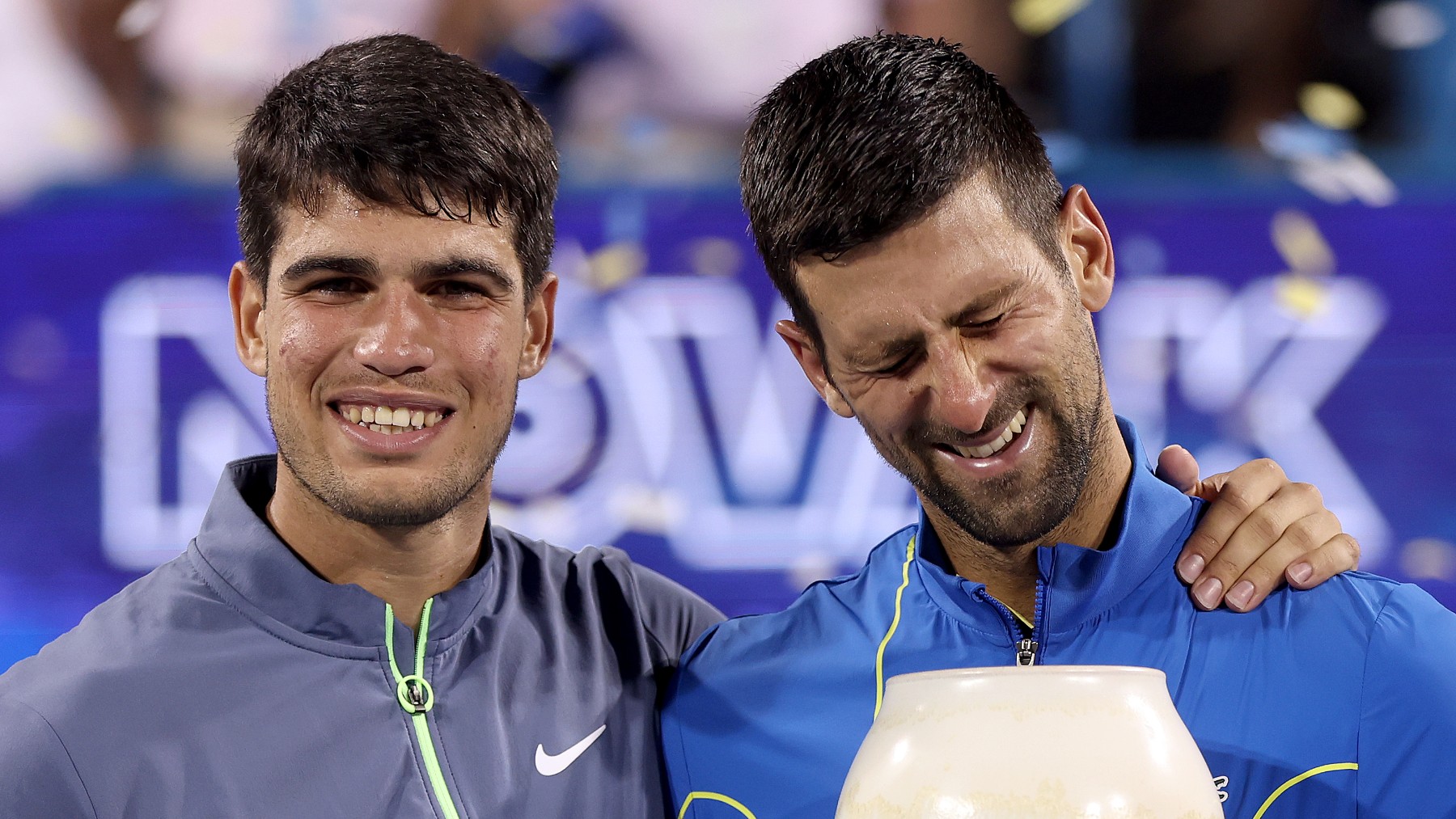 Carlos Alcaraz y Novak Djokovic. (Getty)