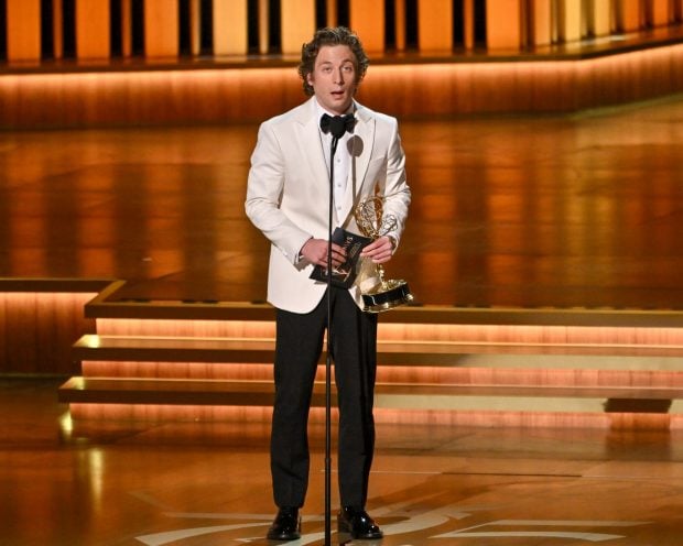 Jeremy Allen White en los premios Emmy Awards. (Foto: Gtres)