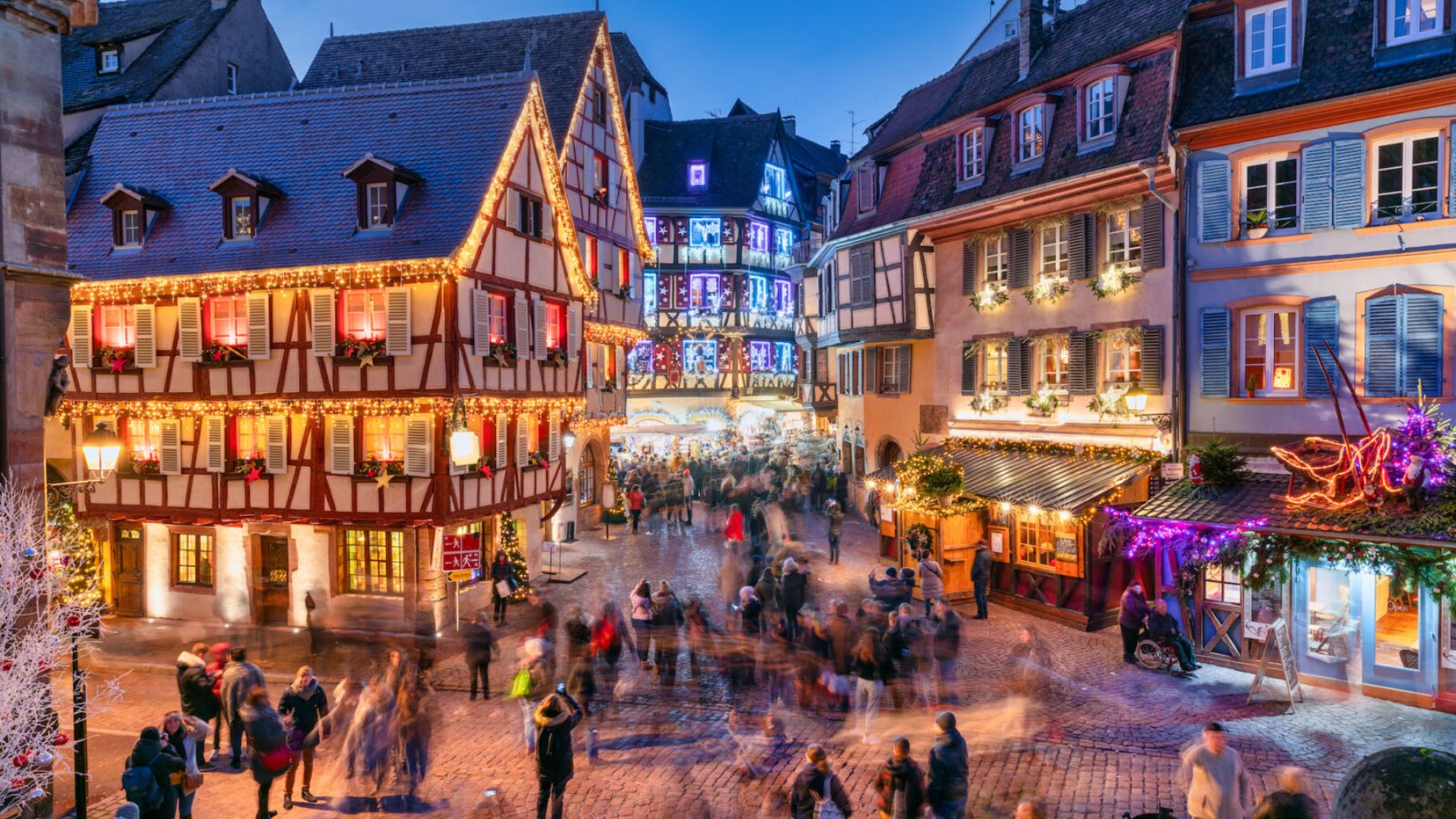 El pueblo de Colmar en la Alsacia, uno de los mejores para visitar esta época