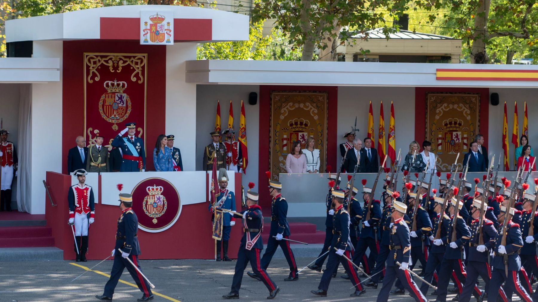 Desfile militar del 12 de octubre.