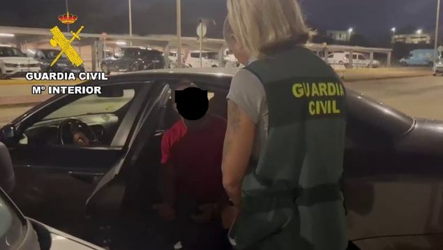 Detenido un empleado de gimnasio en Melilla por difundir vídeos de clientas y pedir sexo para borrarlos