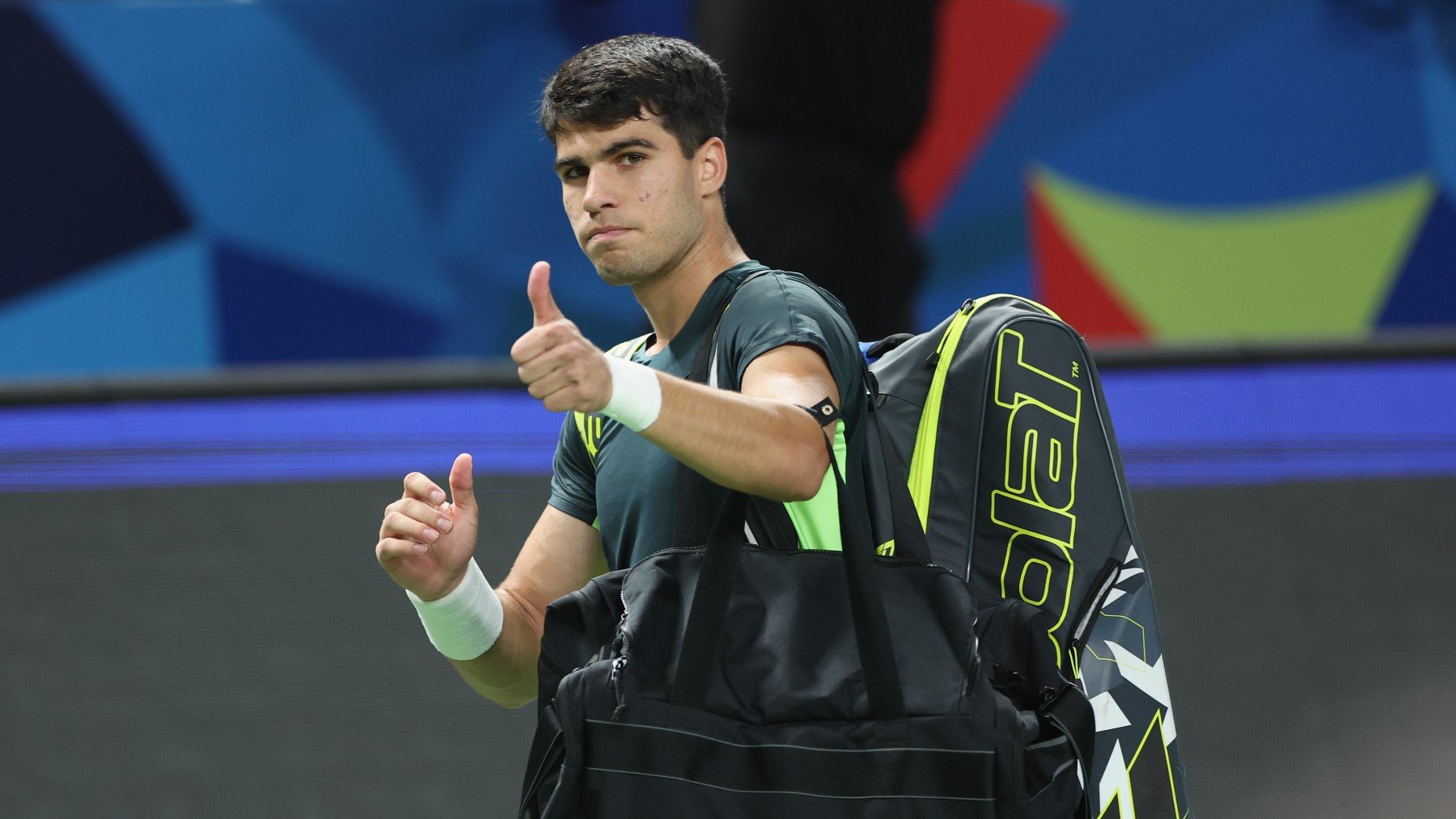 Carlos Alcaraz, tras su derrota ante Dimitrov. (Getty)