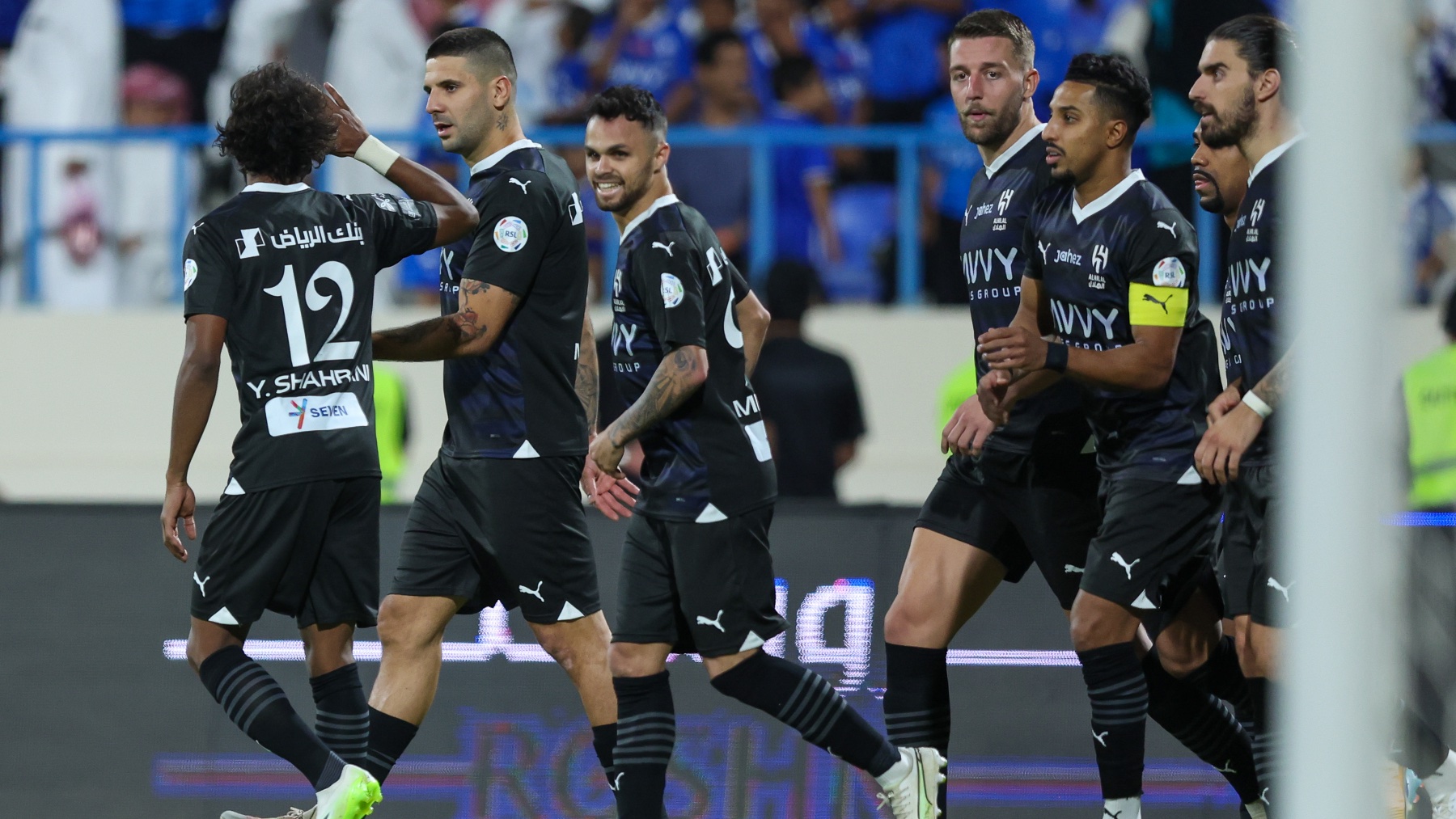 Jugadores del Al Hilal celebran un gol en la Saudi Pro League. (Getty)