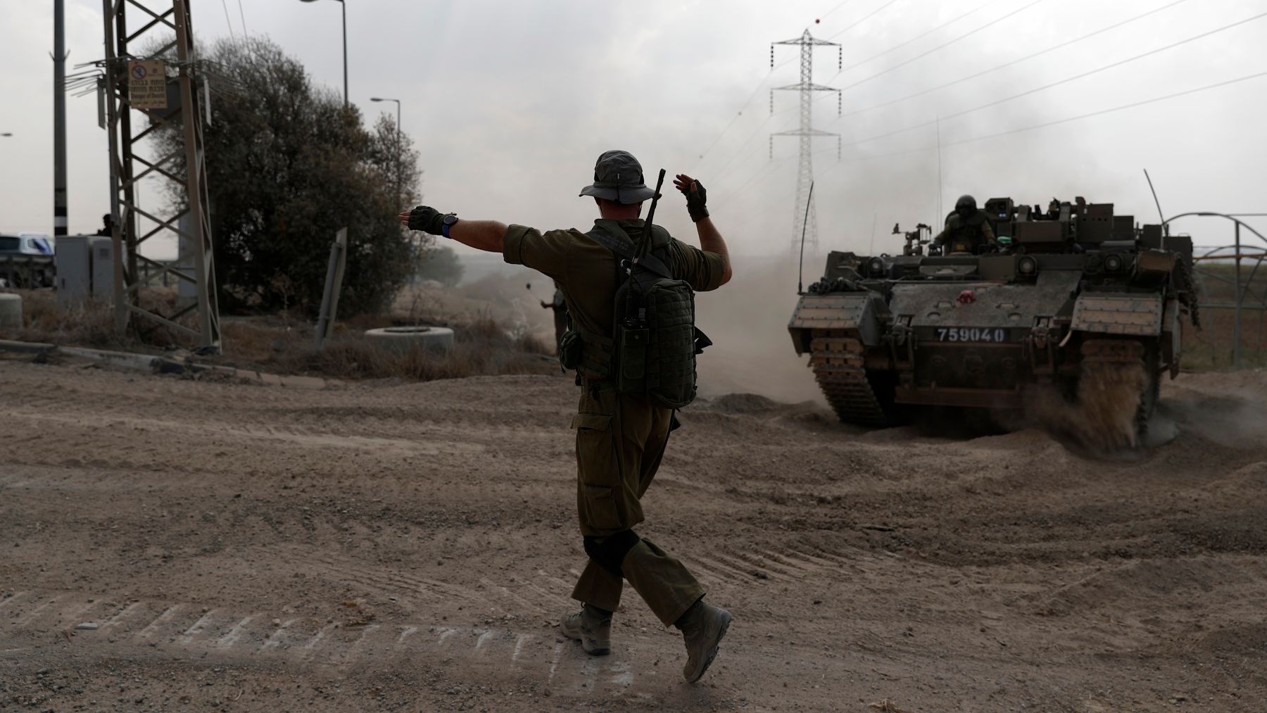 Tropas israelíes en la frontera con Gaza, horas antes de la ofensiva terrestre. EfeEpaAtef Safadi