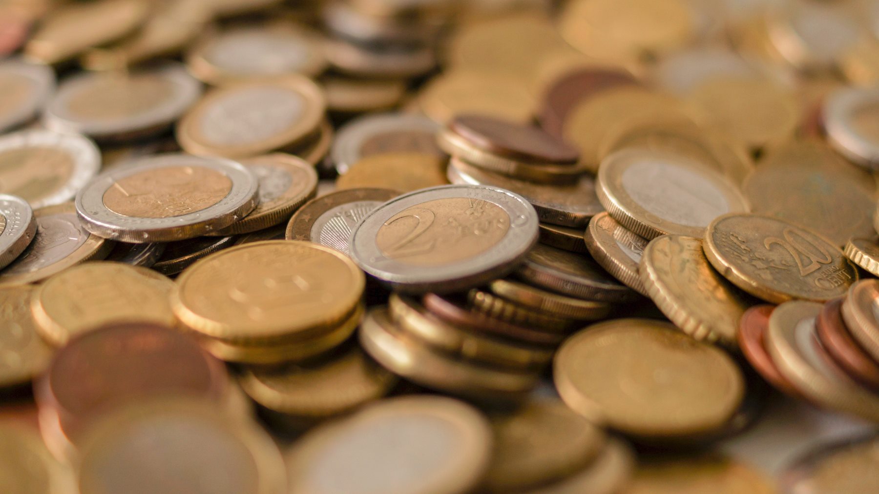la Policía avisa sobre el peligro de las monedas falsas que parecen euros