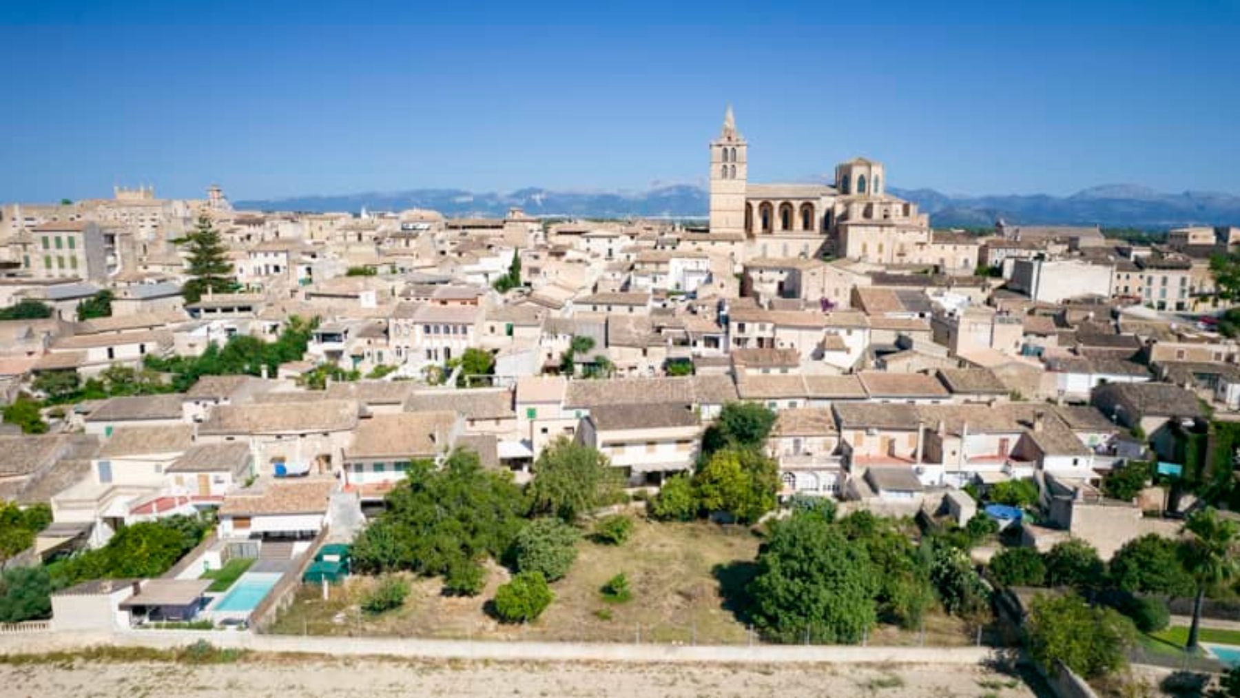El pueblo de Sineu, en el centro de la comarca del Pla.