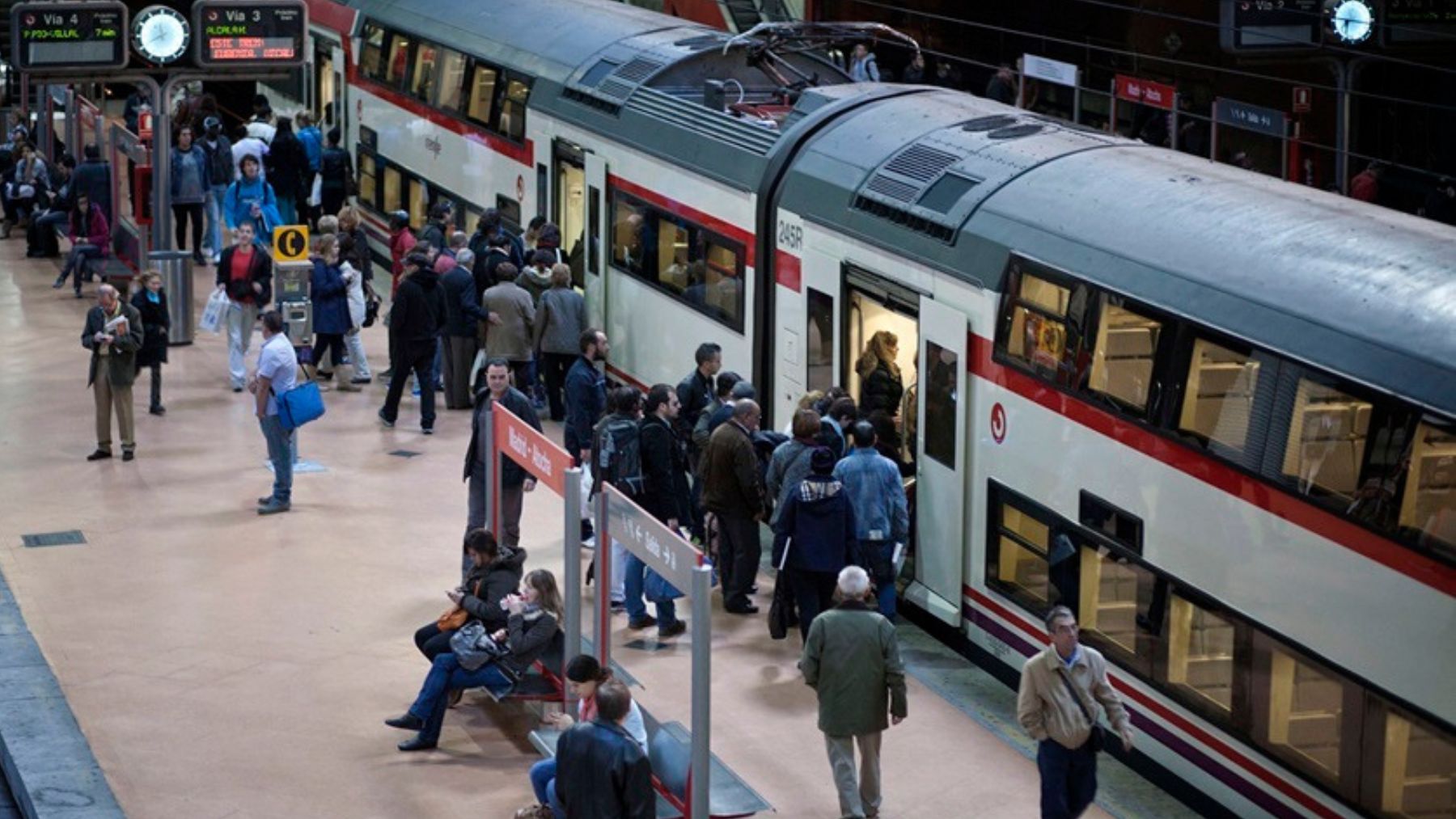 tren de Cercanías en la Estación de Masdrid-Atocha.        (EUROPA PRESS)