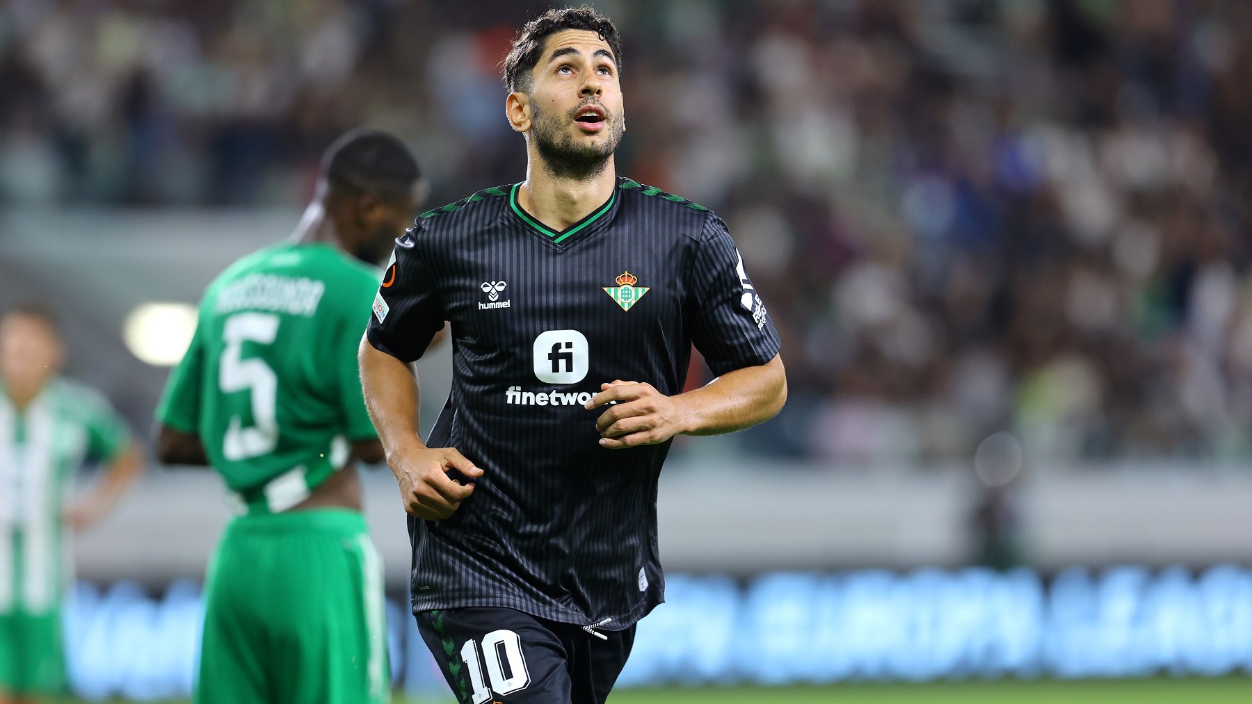 Ayoze Pérez celebra su gol con el Betis en Chipre (EFE)