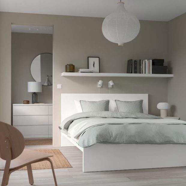 Ikea y la cómoda de menos de 30 euros que funciona como armario y mesita de  noche a la vez para ordenar casas pequeñas