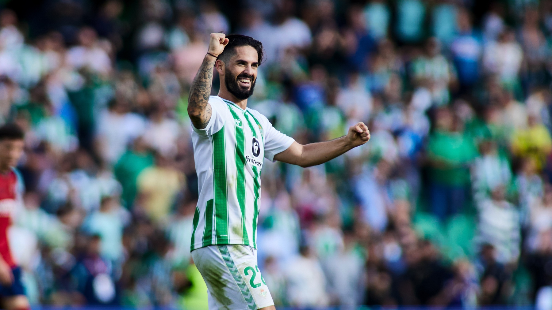 Isco Alarcón celebra su gol con el Betis. (EP)