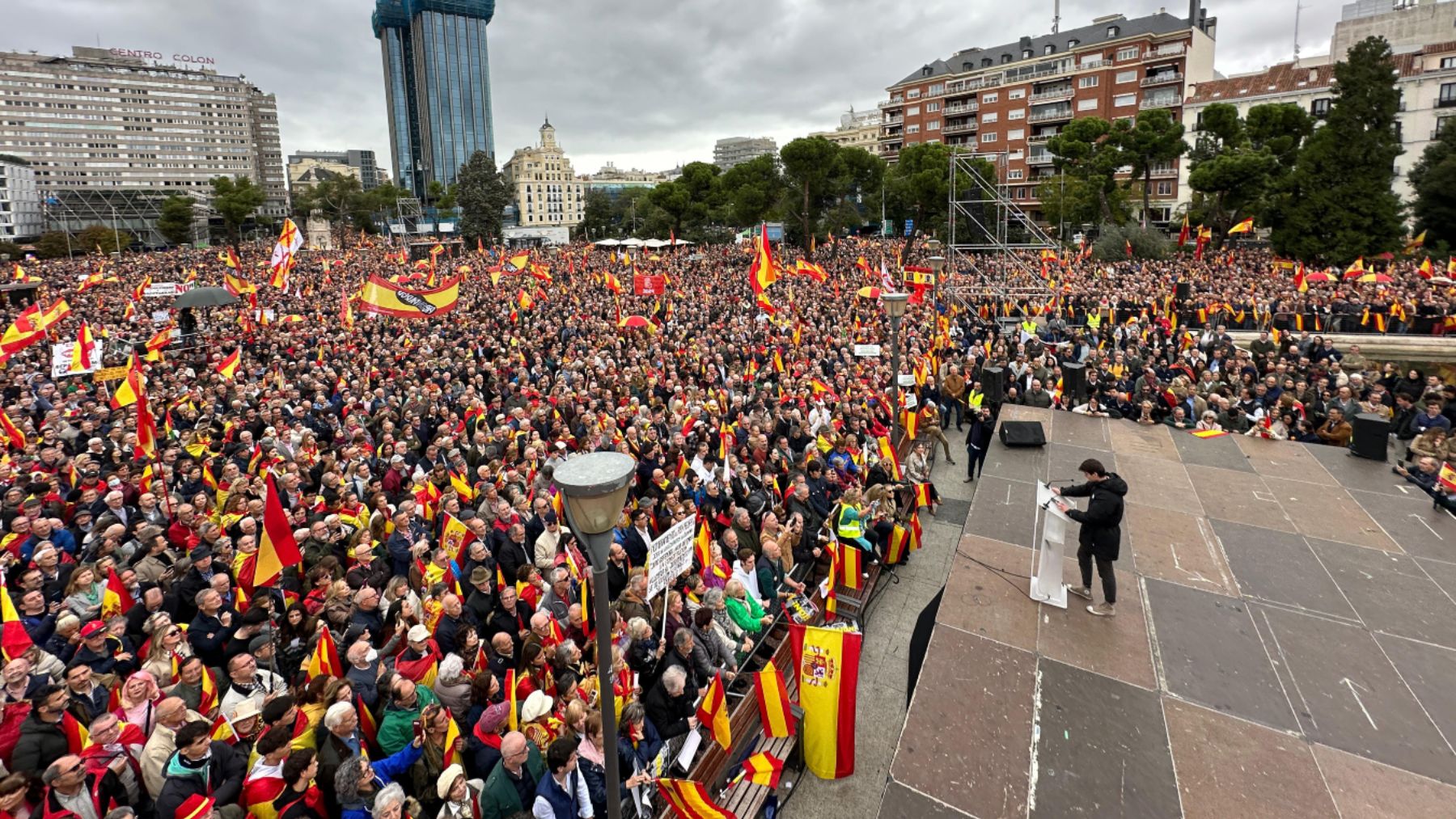Manifestación en Colón contra la amnistía (Foto: Vox)