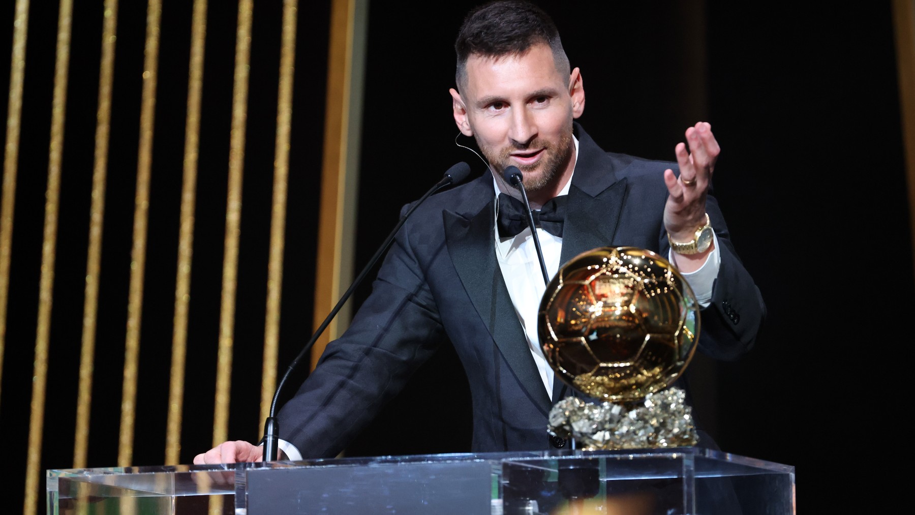 Messi con el Balón de Oro. (Getty)