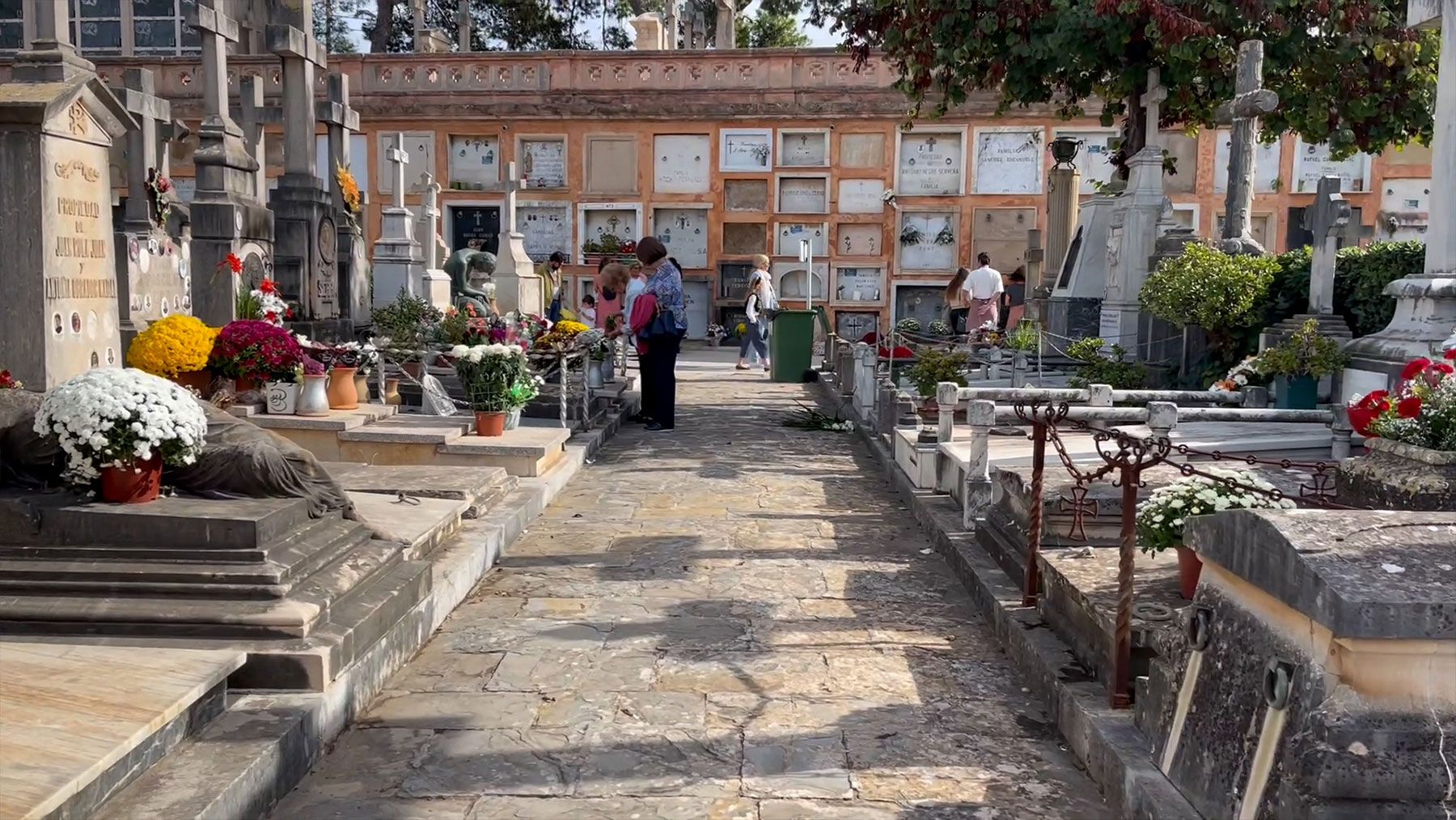 Imagen del Cementerio de Palma durante el Dia de Tots els Sants.