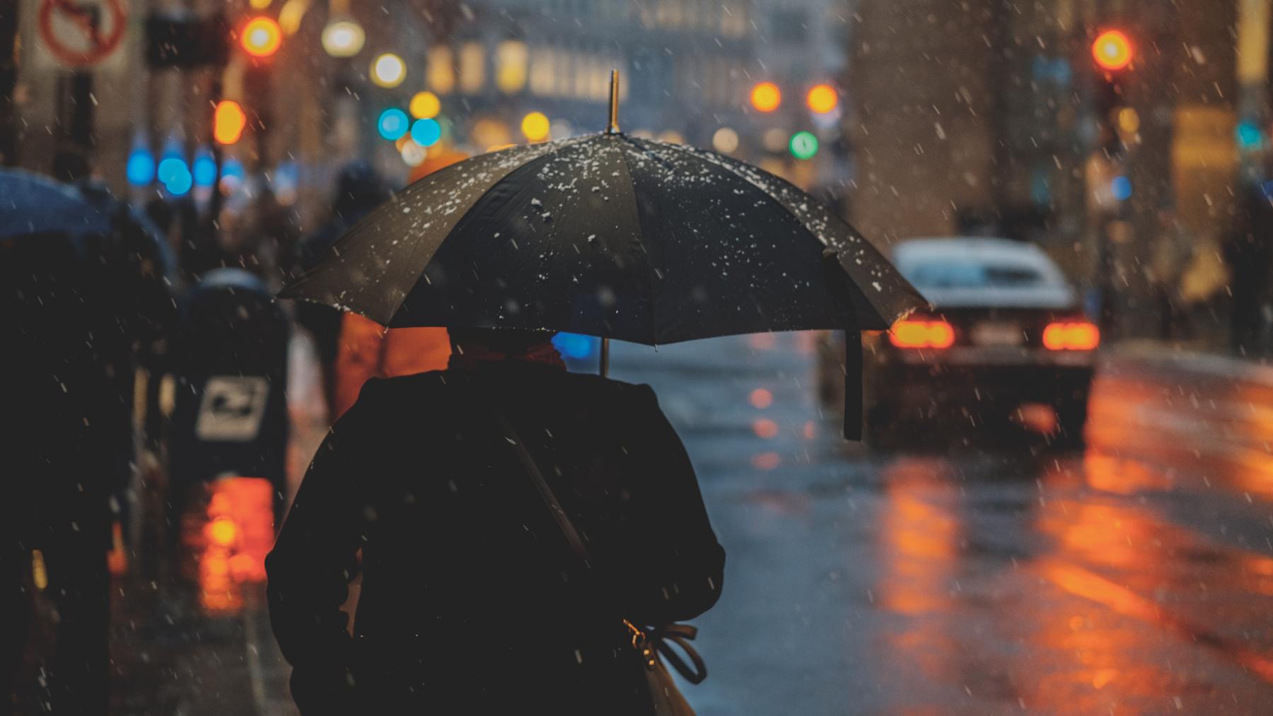 Un frente polar traerá el martes lluvias y un fuerte descenso de temperaturas a Baleares.