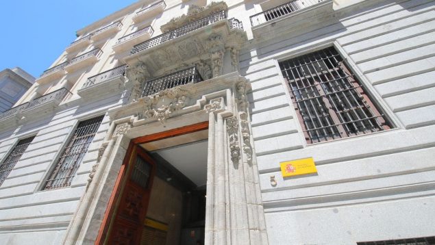 Hacienda libra a algunas personas de bajar impuestos y sube otros para compensarlos
