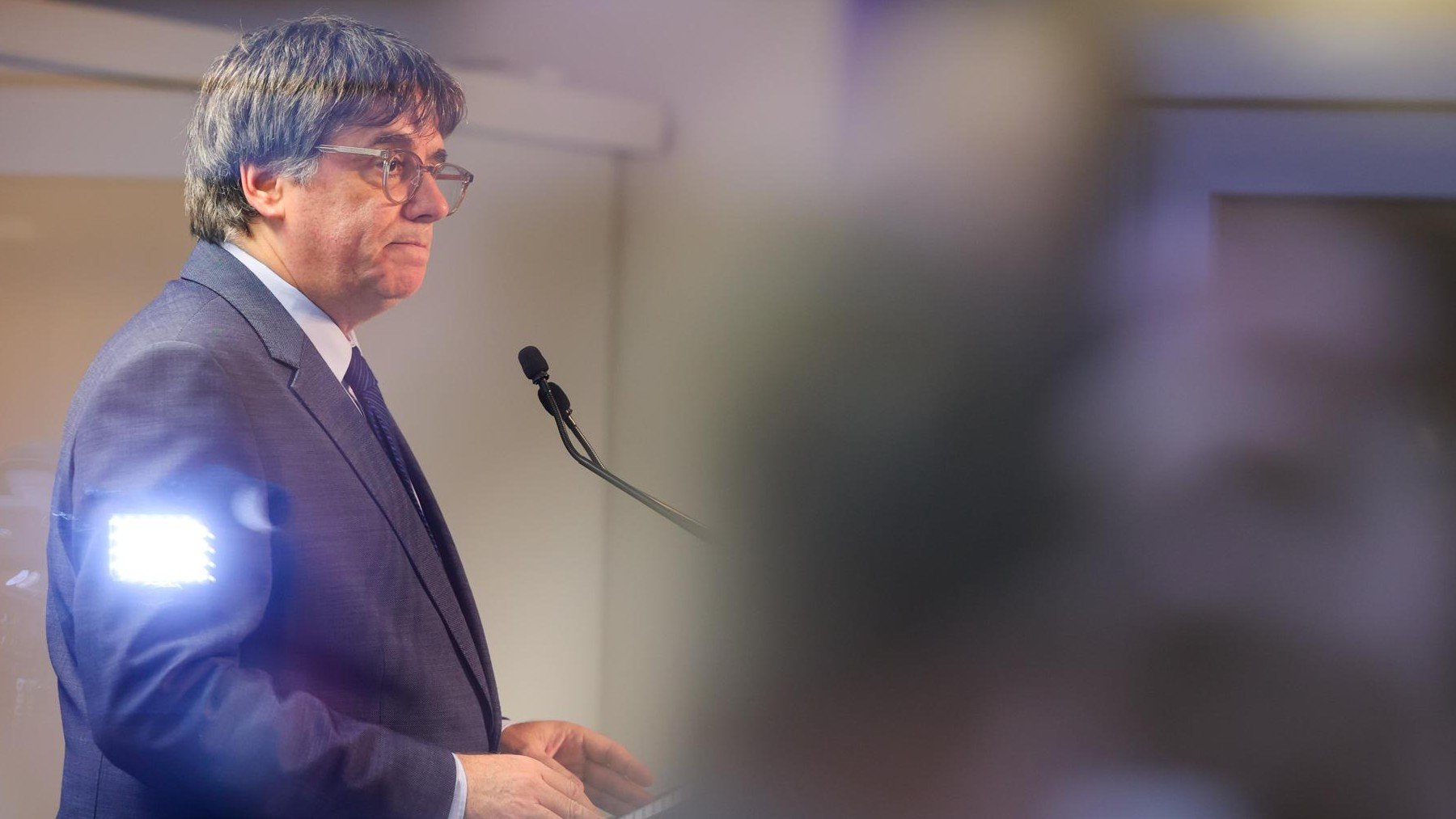 Puigdemont atendiendo a la prensa este jueves en Bruselas. Foto: EFE