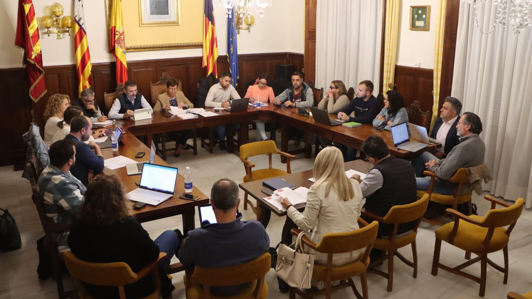 Pleno extraordinario del Ayuntamiento de Santanyí.