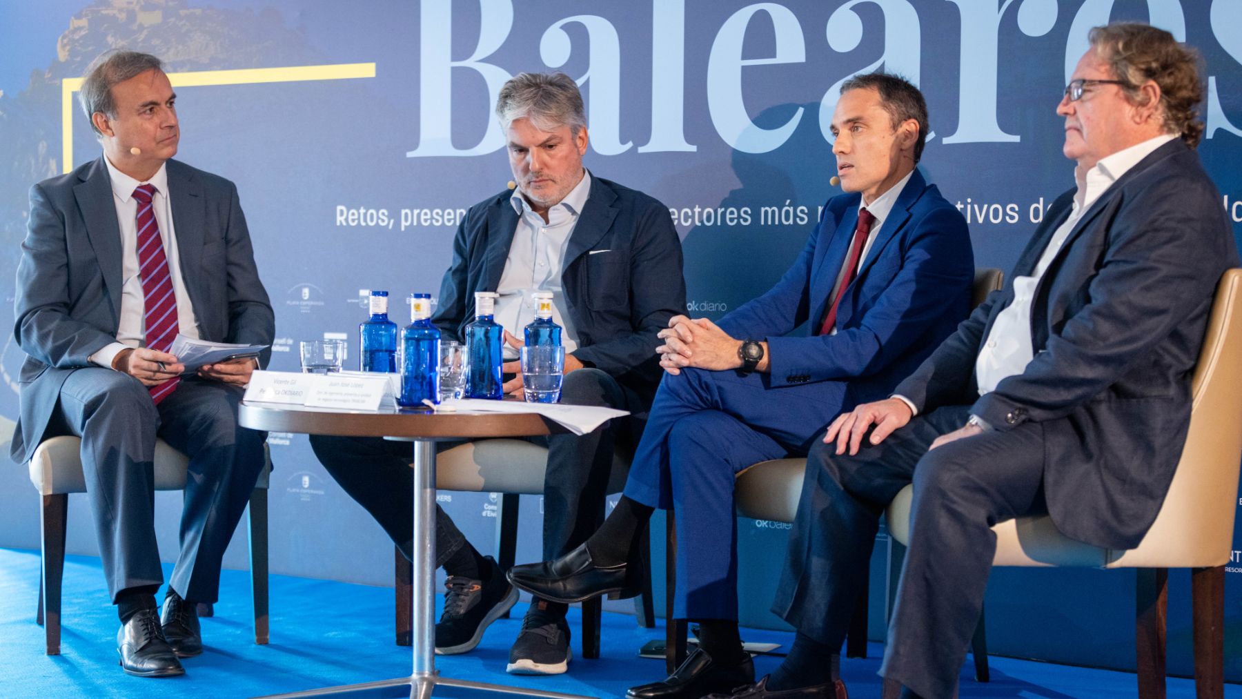 Mesa Redonda «La renovación del sector hotelero en Baleares, innovación y tecnología».