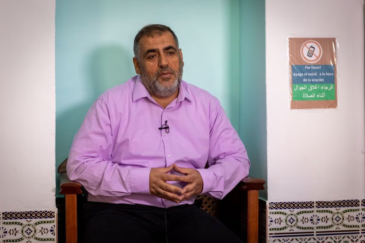 El imán de la mezquita de Badajoz, Adel Najjar, en una entrevista antes de su detención.