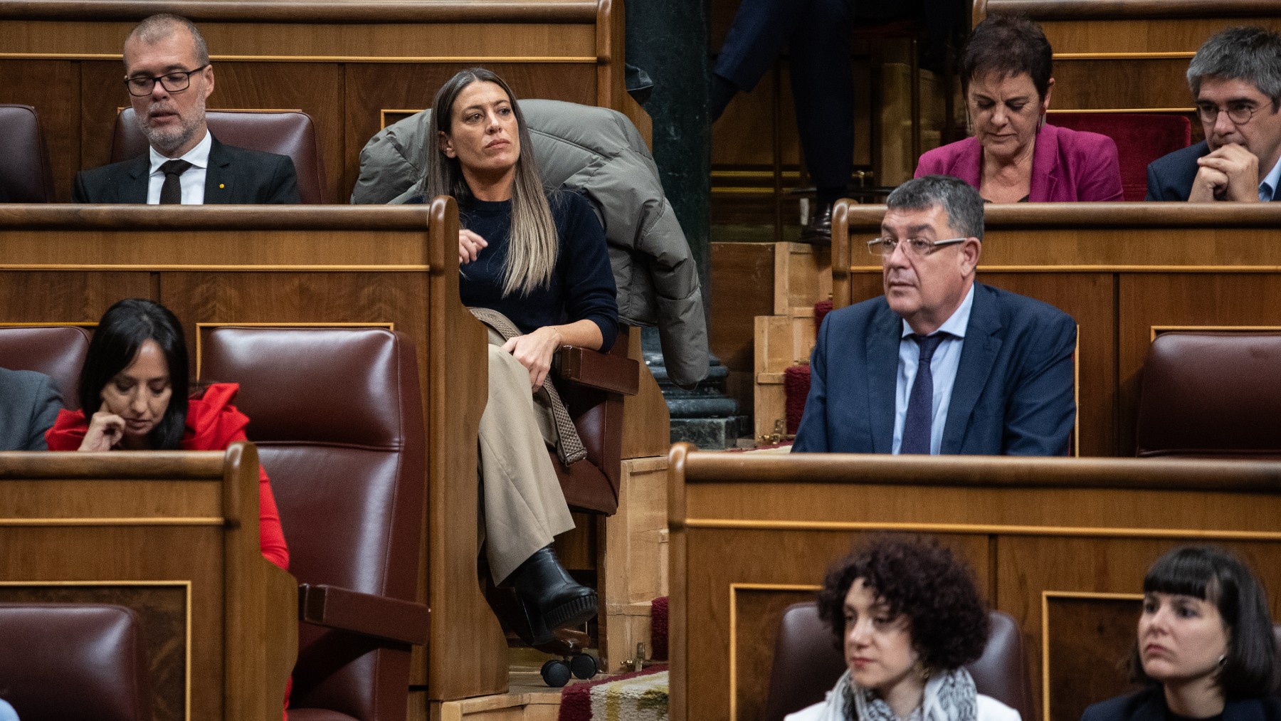 Diputados de Junts, Bildu Sumar y PSOE en el Congreso. (Foto: EP)