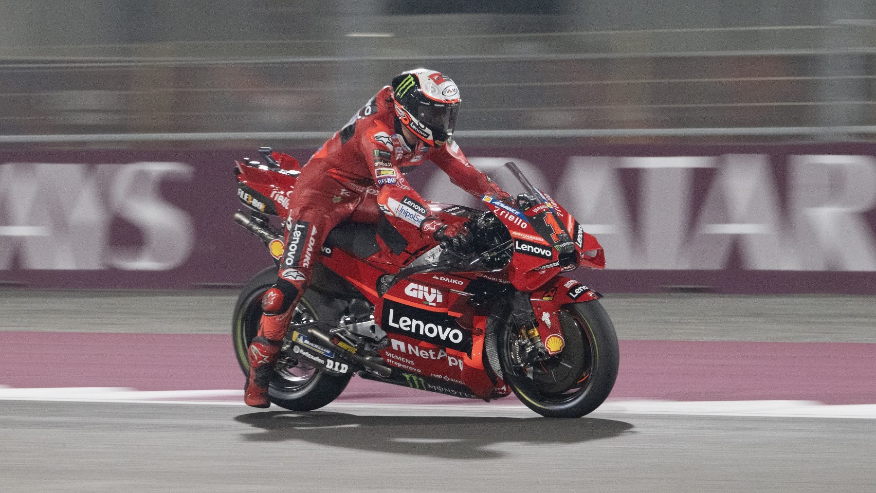 Pecco Bagnaia durante el GP de Qatar de MotoGP. (Getty)