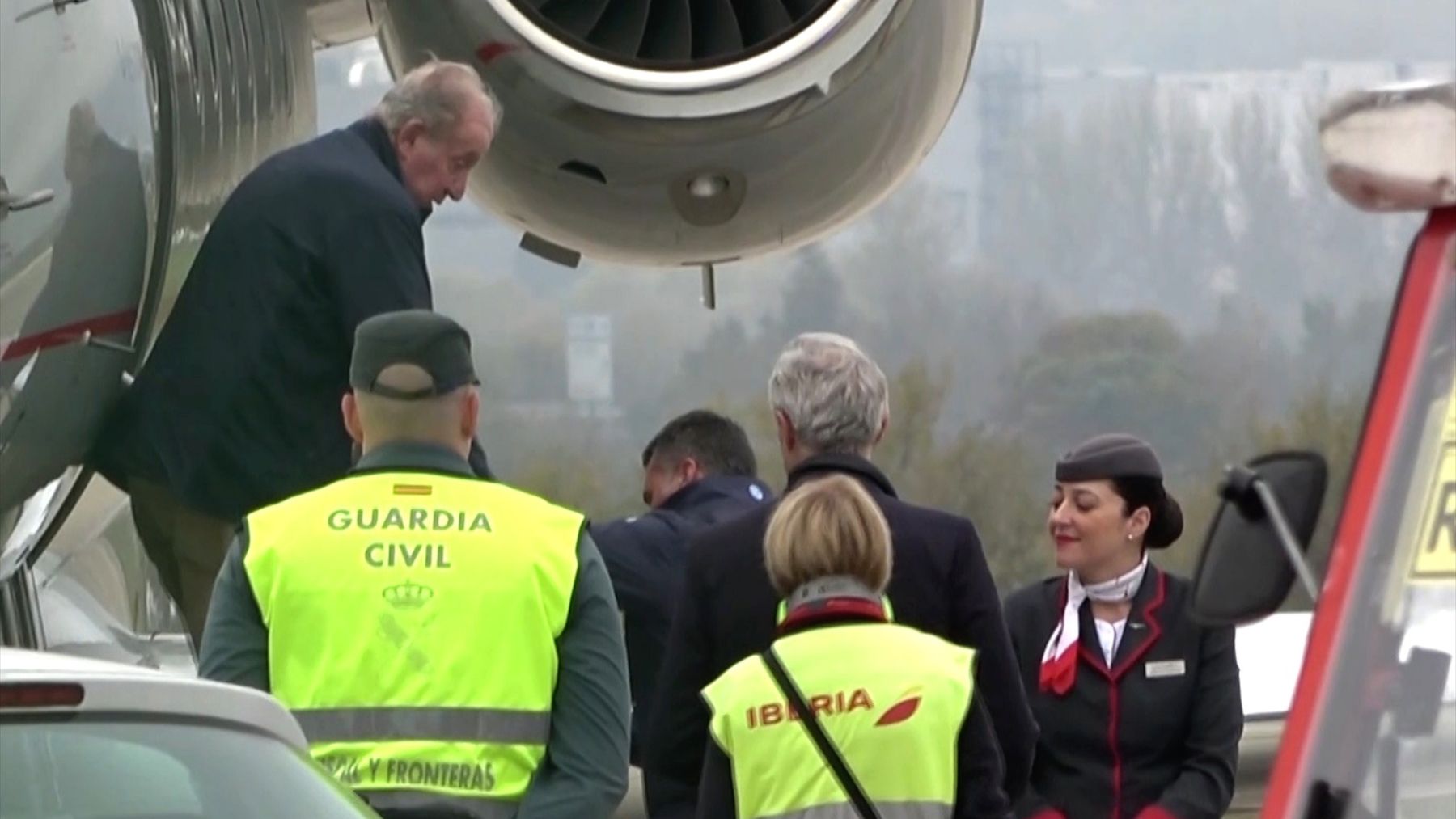 El Rey Juan Carlos a su llegada a Vitoria. (Europa Press Reportajes)