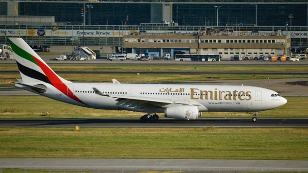 El Uniforme de una azafata de Emirates tiene un detalle oculto que ha salido a la luz gracias a una española