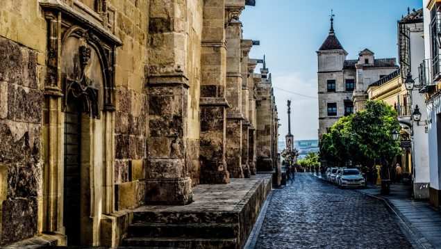 Te van a poner la cabeza como un bombo. Esta es la ciudad española más habladora