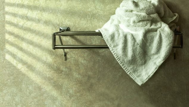 TOALLAS VIEJAS  No tires las toallas viejas: este truco te permitirá  seguir usándolas
