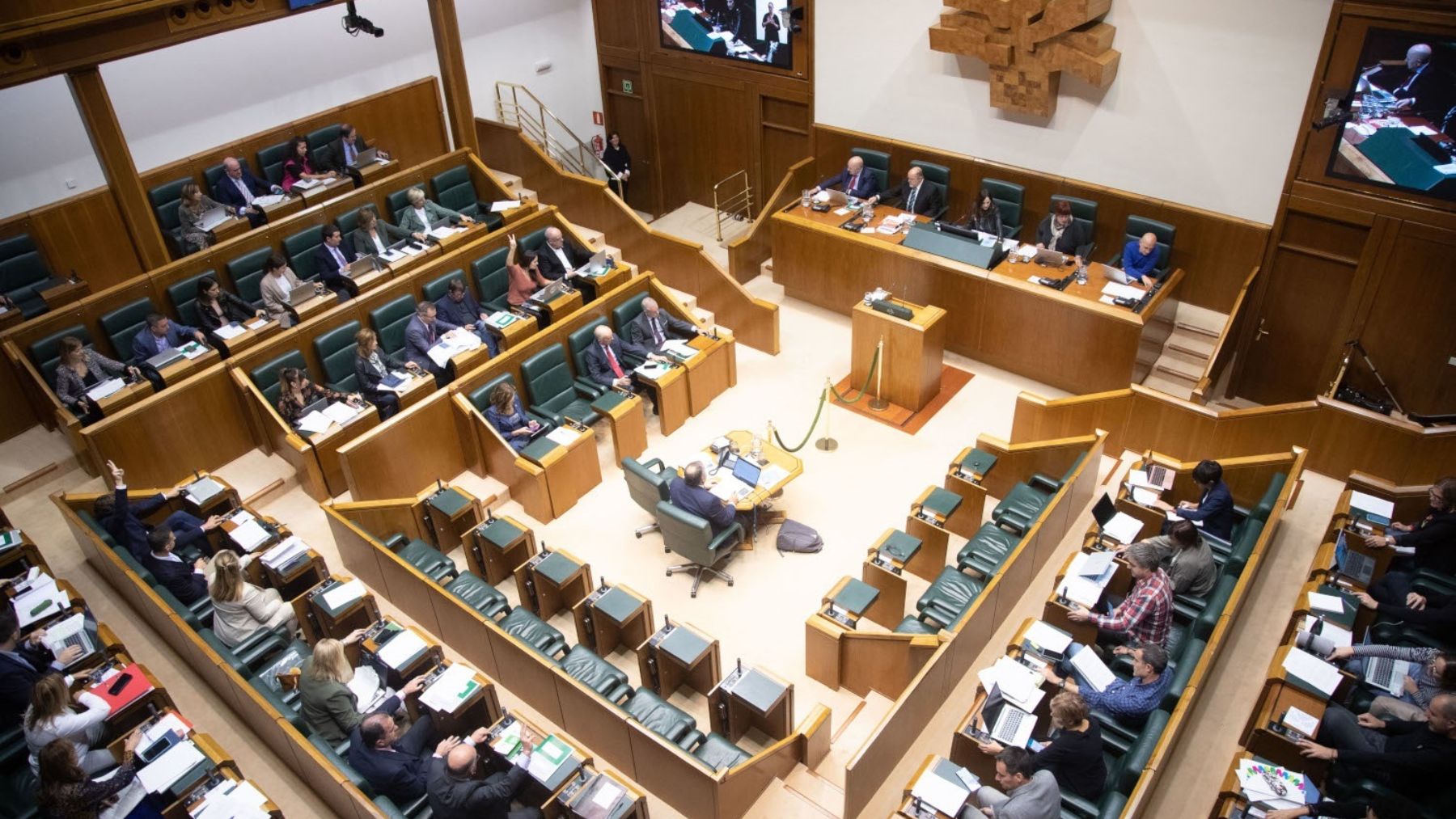 El pleno del Parlamento Vasco