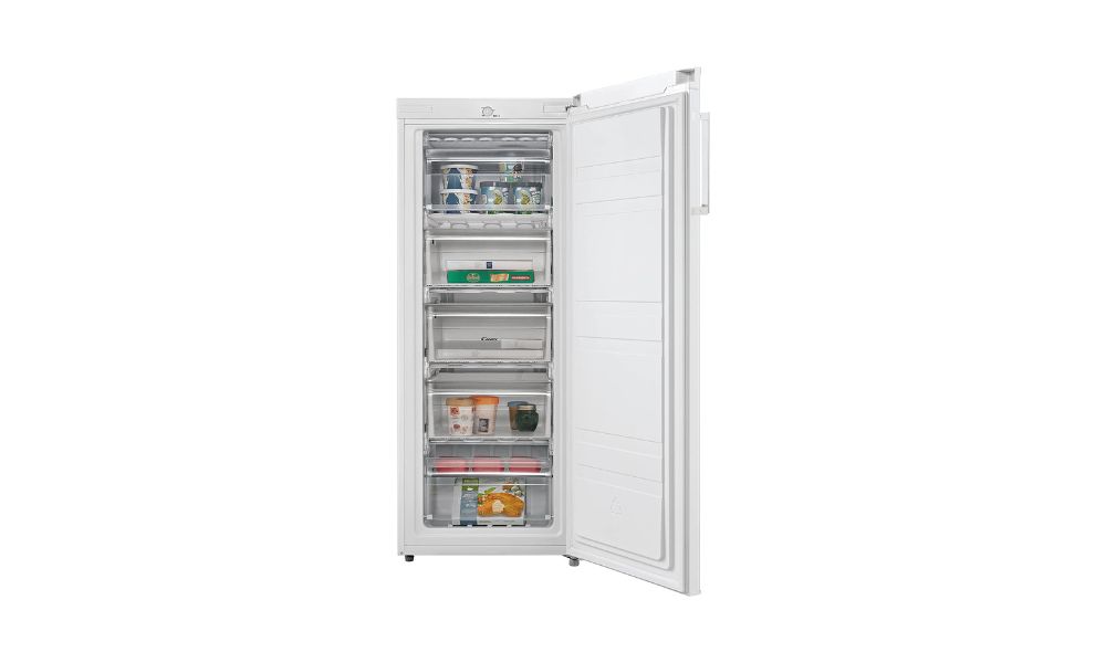 Congelador vertical con 160 litros de capacidad