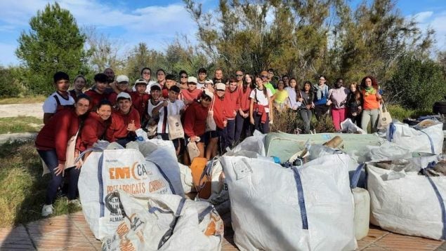 alumnos alcúdia jornada limpieza