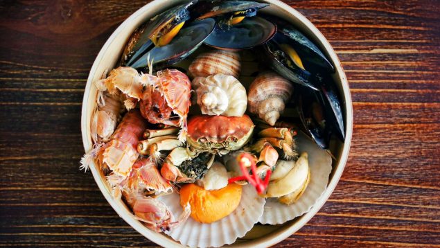 Llevamos toda la vida engañados: este alimento tiene 10 veces más hierro que las lentejas