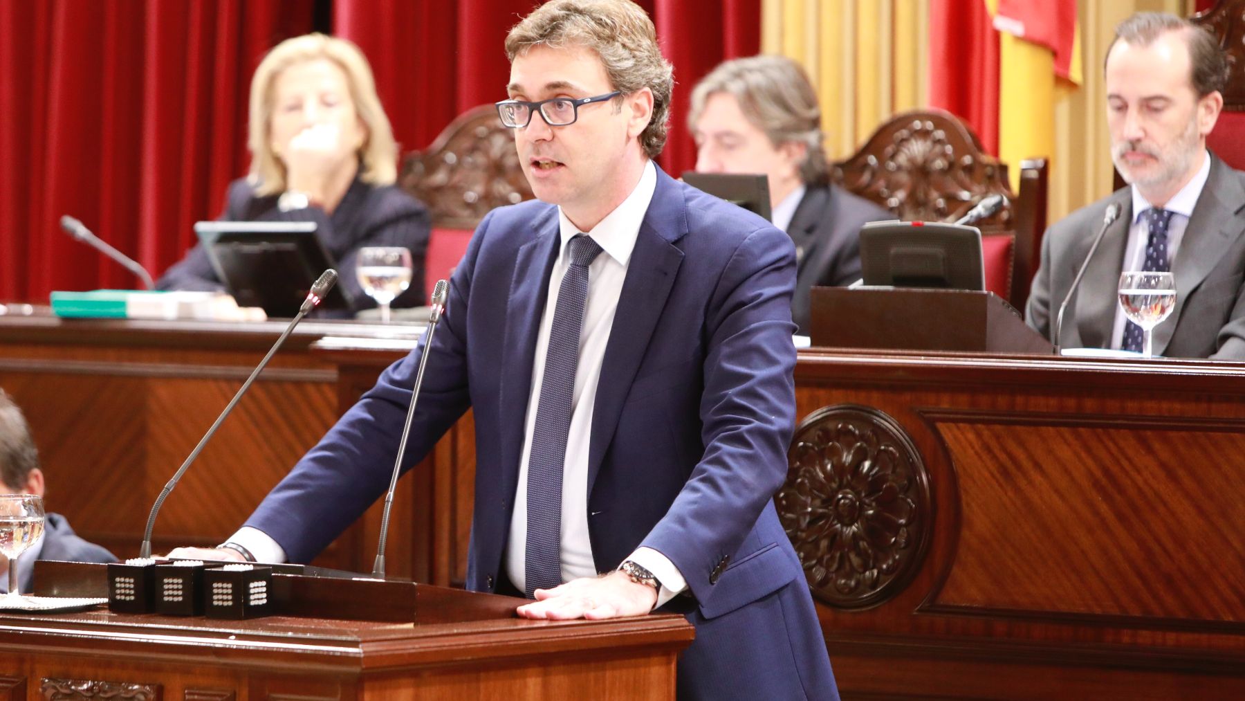Antoni Costa, vicepresidente de Baleares, en el Parlament.