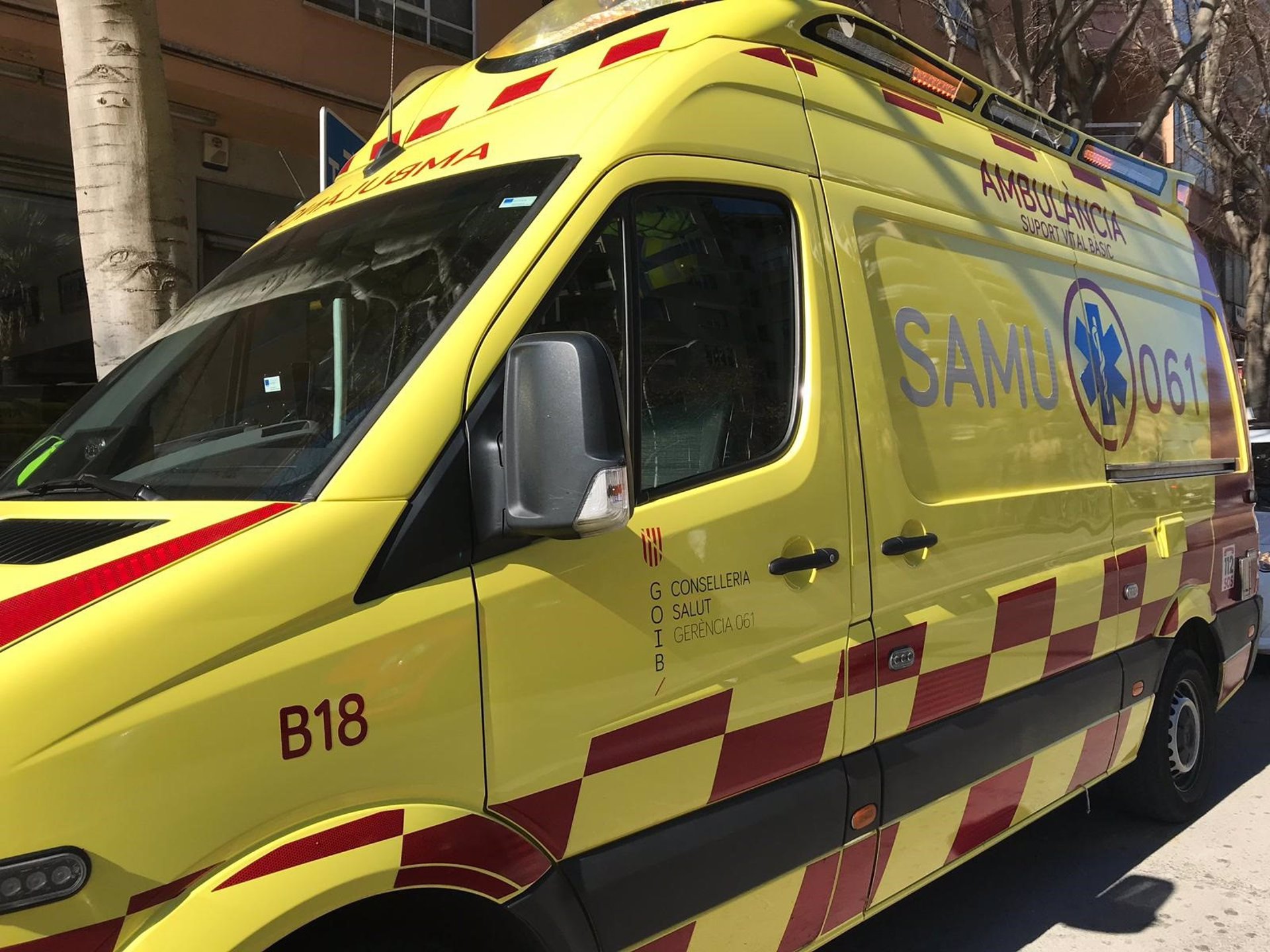 Imagen de una ambulancia del SAMU-061.