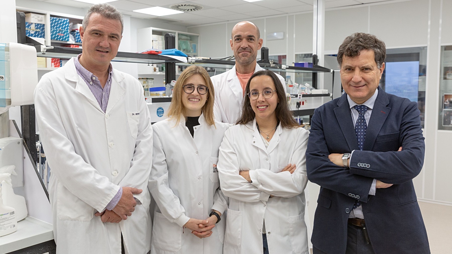 Pedro Berraondo, Leire Arrizabalaga, Fernando Aranda, Ángela Bella e Ignacio Melero.