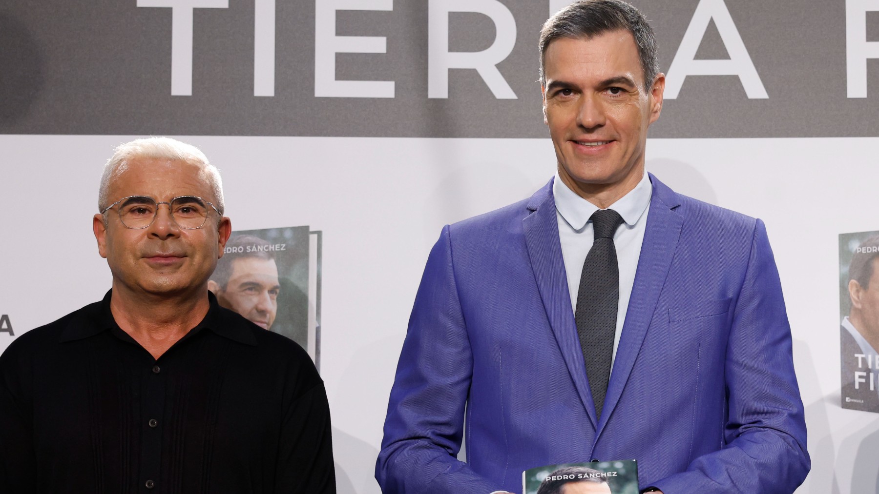 Pedro Sánchez y Jorge Javier Vázquez. Foto: EFE