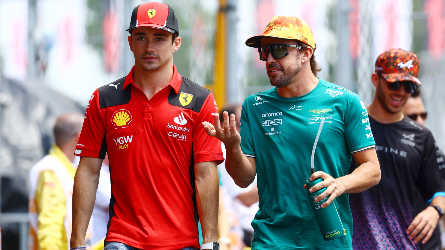 Charles Leclerc y Fernando Alonso. (Getty)