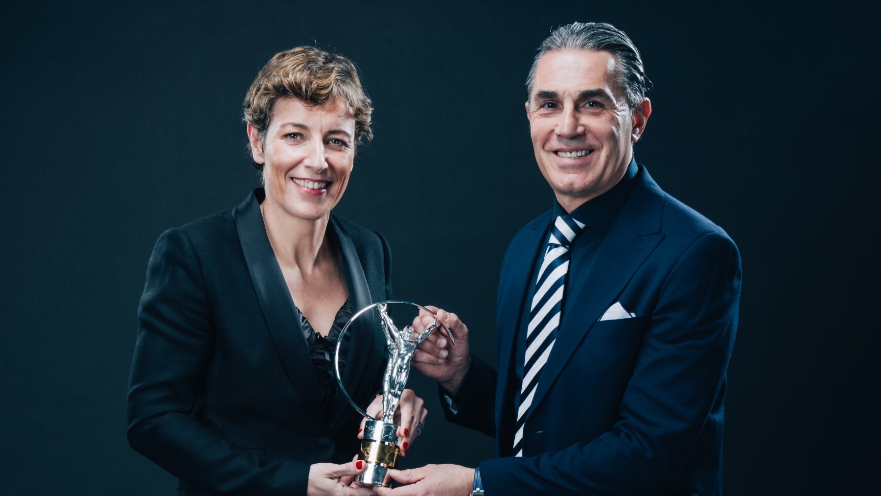 Elisa Aguilar y Sergio Scariolo con el Premio Laureus 2020. (Getty)