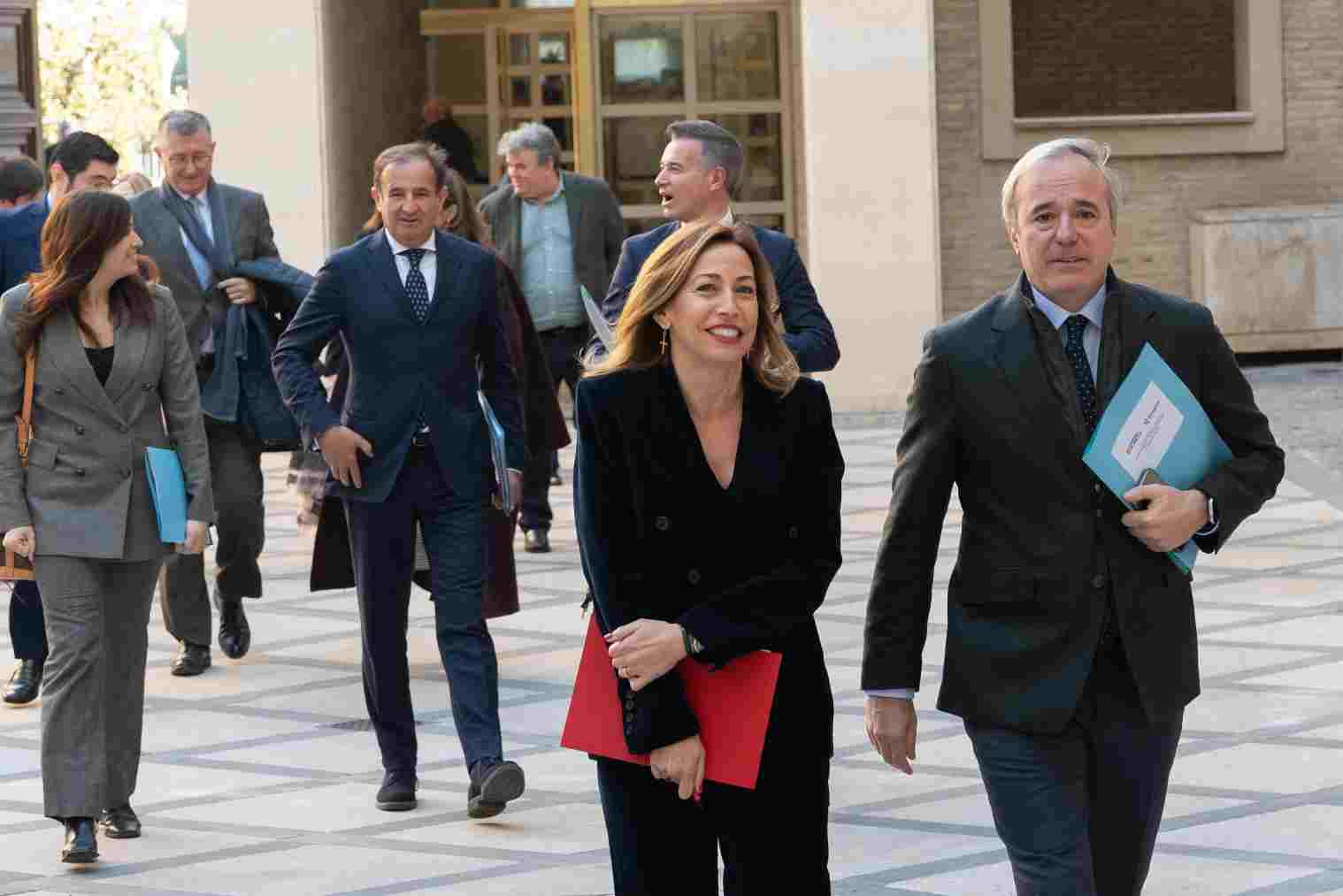Zaragoza viviendas protección jóvenes, Jorge Azcón, Natalia Chueca
