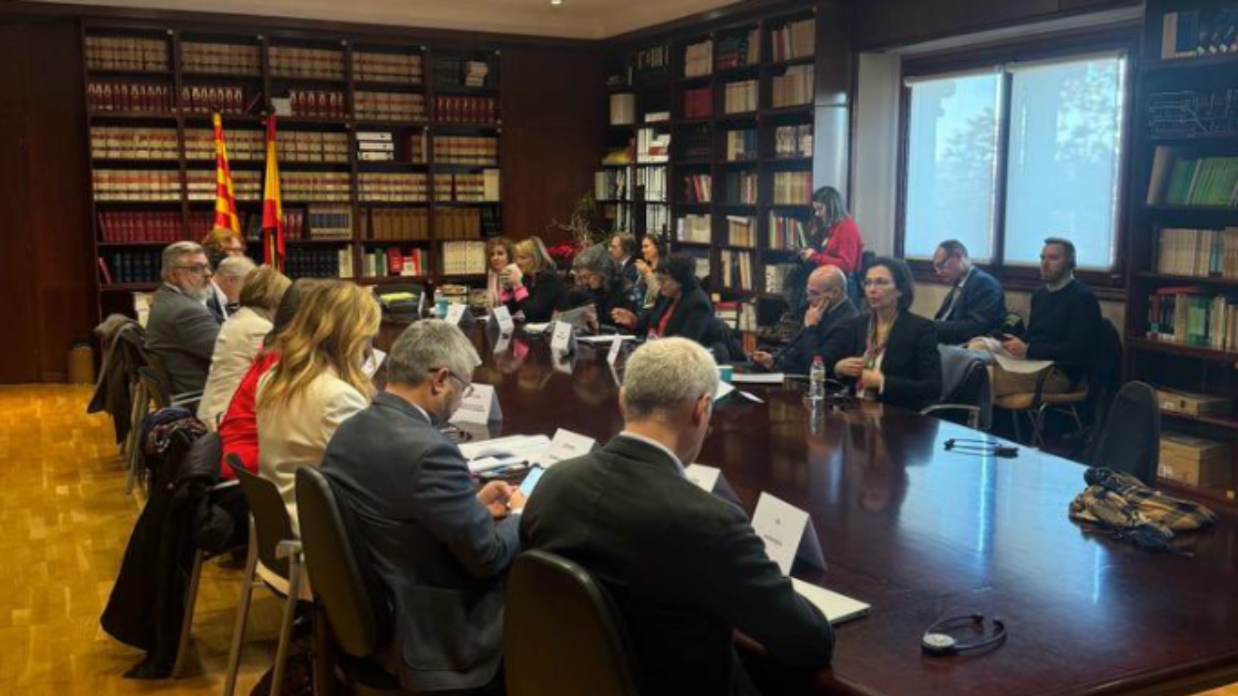 Eurodiputados de la misión especial de la UE a Cataluña reunidos con el TSJC.