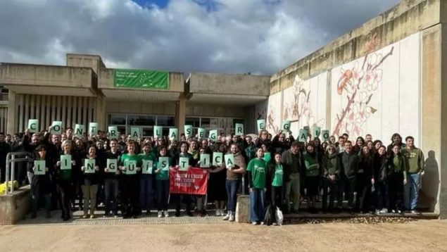 Profesores de la Universidad de Baleares contra la libre elección de lengua